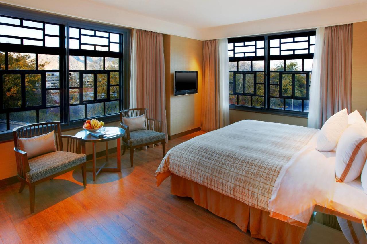 Four Points By Sheraton Lhasa Bagian luar foto