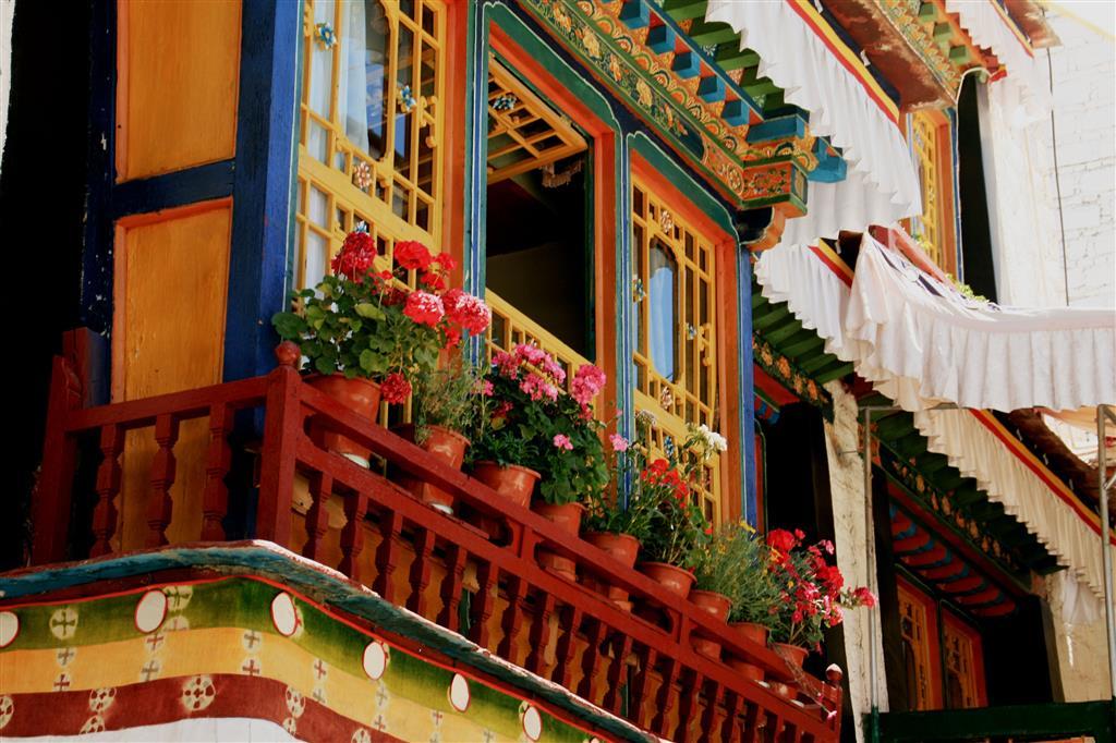 Four Points By Sheraton Lhasa Bagian luar foto