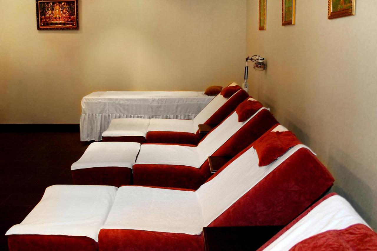 Four Points By Sheraton Lhasa Bagian luar foto